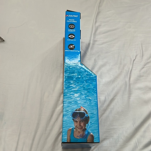 NWT DOLFINO Child Mask and Snorkel Set - Picture 6 of 7